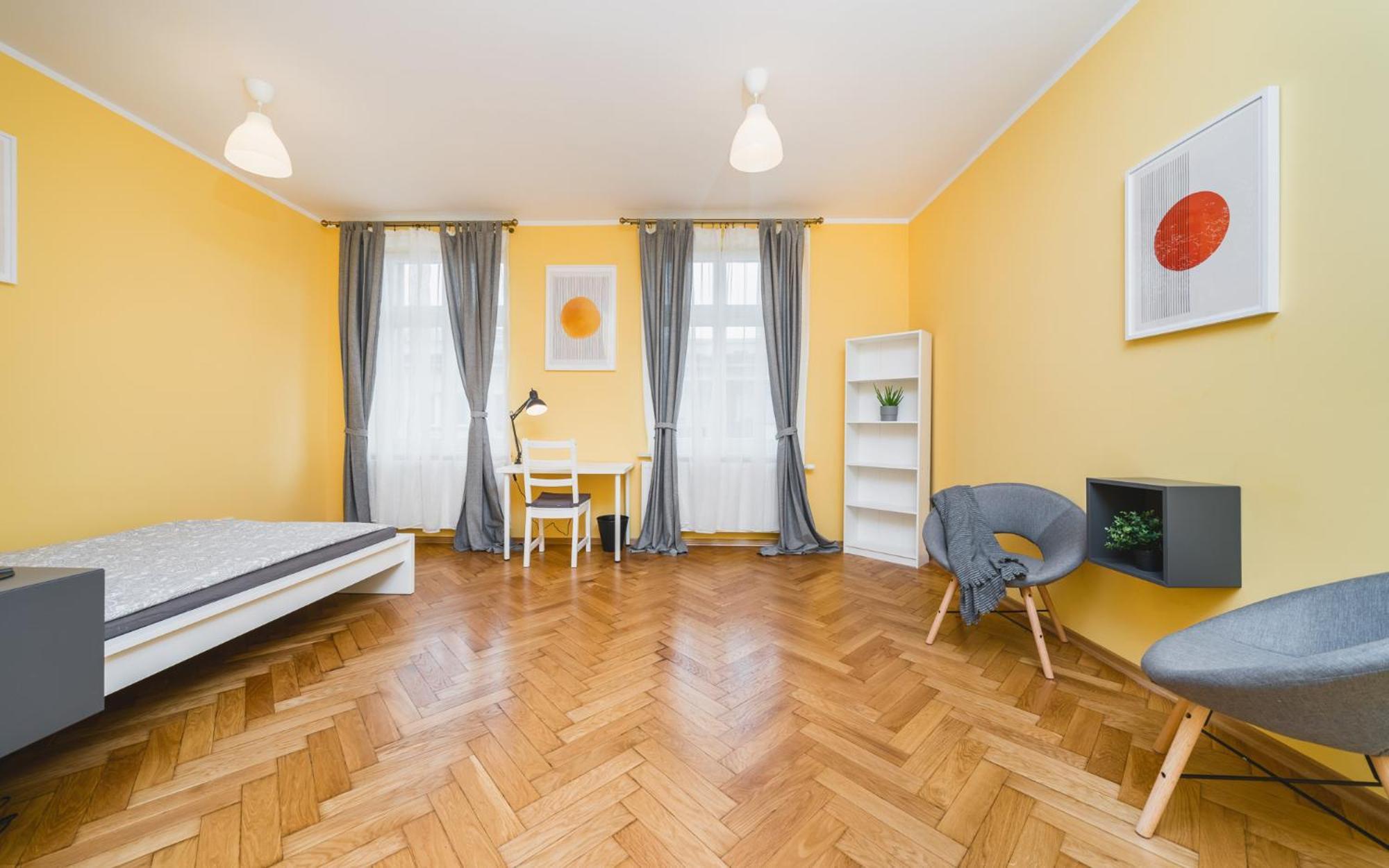 Modern Urban Escape - Old Town Apartment - By Upstairs クラクフ エクステリア 写真